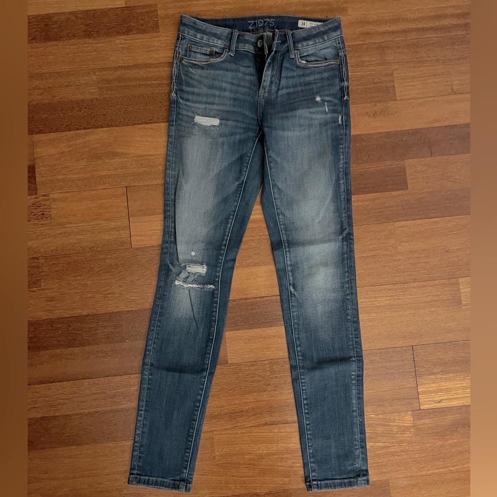 Zara Distressed Dark Blue Denim Jeans - Size US 2